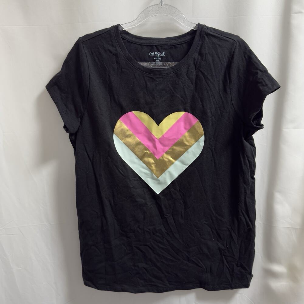 Cat & Jack Chevron Heart' Short Sleeve Graphic T-Shirt Girls XXL (18) Black
